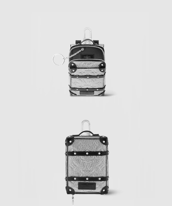[LOUIS VUITTON-루이비통]열쇠 고리 M01392